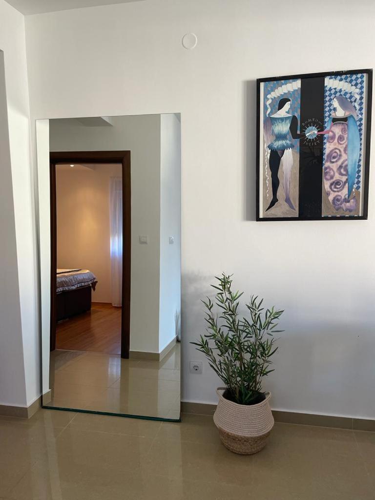 Riverside Villa Τίβατ Εξωτερικό φωτογραφία